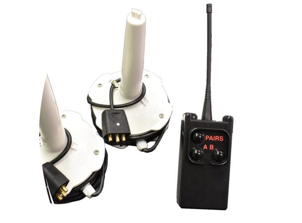 Supermatch-Sporting 2 Radio 3 Button Transmitter & 2 Receivers