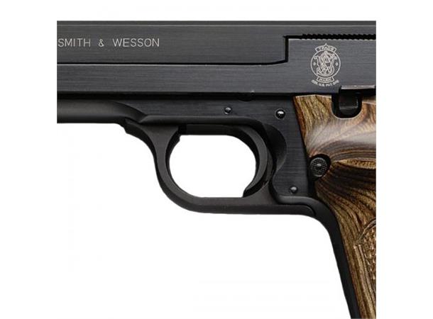 Smith & Wesson 41 22lr 5.5"/14cm løp 10-skudd