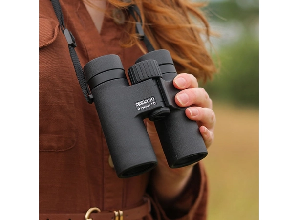 Opticron Traveller BGA ED Roof Prism 8x32 - 2025