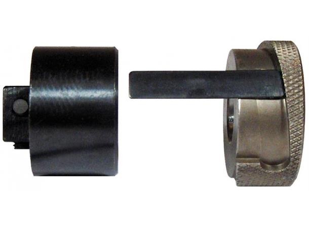 Forster Outside Neck Turner
