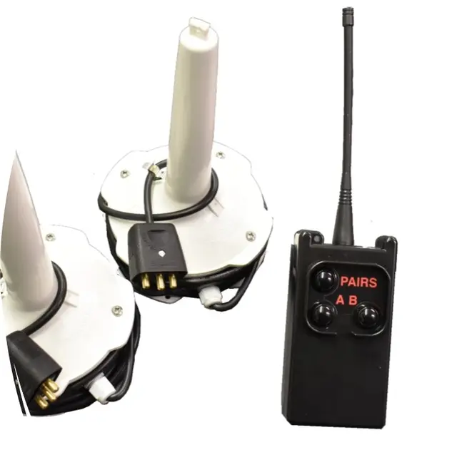 Bowman SUPERMATCH-Sporting 2 Radio 3 Button Transmitter & 2 Receivers 