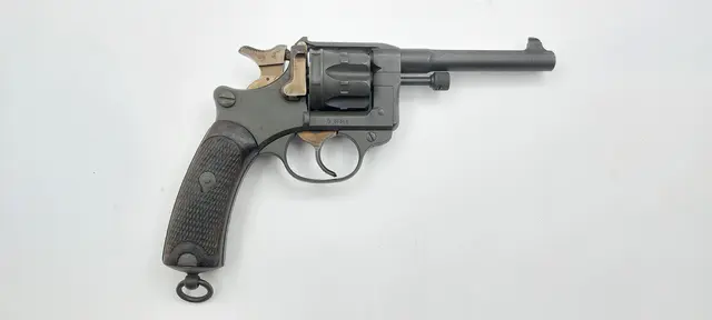 Brukt - A.St.Etienne Revolver 8,2mm, 12,5cm LØP 