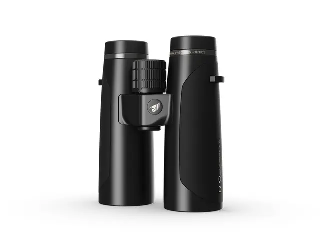 GPO PASSION HD 8x42 Black 
