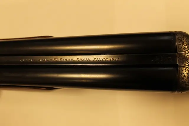 Grulla Royal Anniversary model 90 Years Cal. 12 - S/S H&H Gravering 