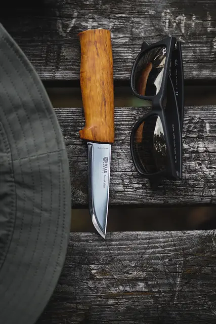 Helle Fossekallen jaktkniv, bladlengde 9 cm 