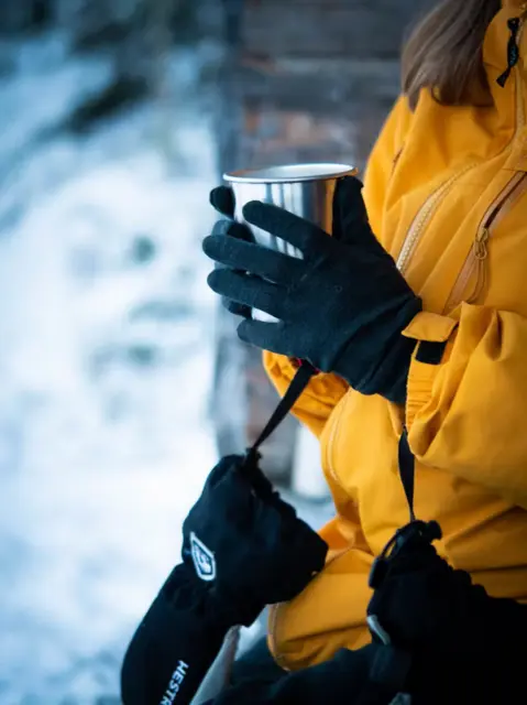 Hestra Merino Wool Liner Active 5 finger Charcoal 