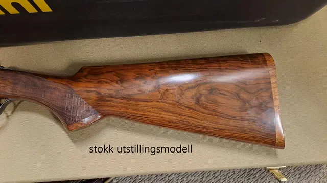 Rizzini 550 Round Body S/S 28/70 - 74 cm, m/choker 
